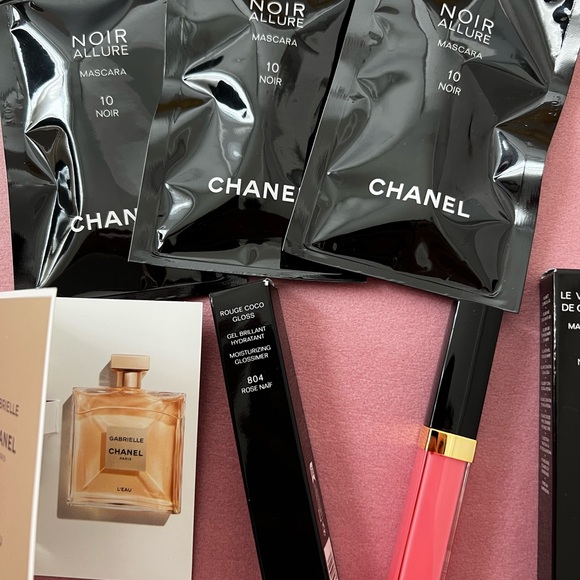 Chanel Makeup and Skincare Collection $150++ - Picture 5 of 5